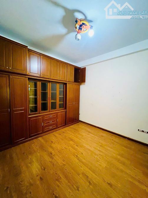PHÂN LÔ DUY TÂN - DT 55M2 x 5T - MT 4M - 26,5 TỶ - VỈA HÈ - ÔTÔ TRÁNH - KINH DOANH - 3