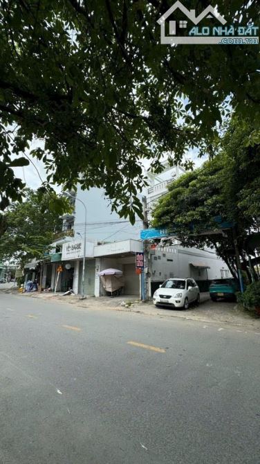 🚀🚎🏠SIÊU PHẨM XE HƠI NGỦ TRONG NHÀ HẺM VIP SÁT MẶT TIỀN LÂM THỊ HỐ - 4x17m - 4 TẦNG - TR - 3