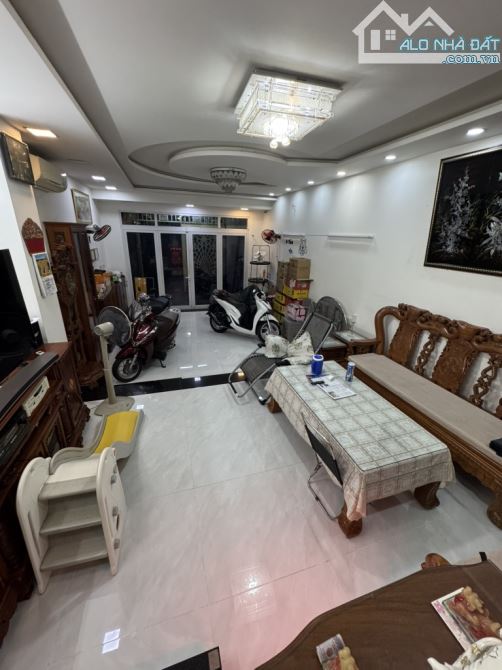 🏠Đường 25A , P10 ,Q6. DT 5 x 23, 5 tầng. Giá 20 tỷ TL.  💓BIỆT PHỦ THANG MÁY BÌNH PHÚ Q6 - 3