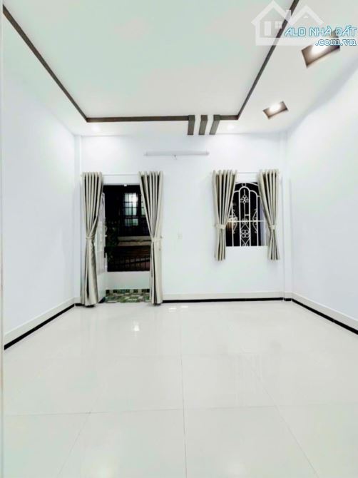 Bán nhà Bình Phú 2 đường số khu đồng bộ ( 4 × 10 ) 3 tầng đúc đường nhựa 6m chỉ 6,2 tỷ. - 3