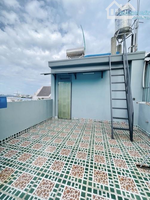 NHÀ ĐẸP 4 TẦNG - TRƯƠNG THỊ HOA - Q.12 - HẺM XE HƠI 1 TRỤC- 4.5x14.2M -  64M2 - FULL NT - 3
