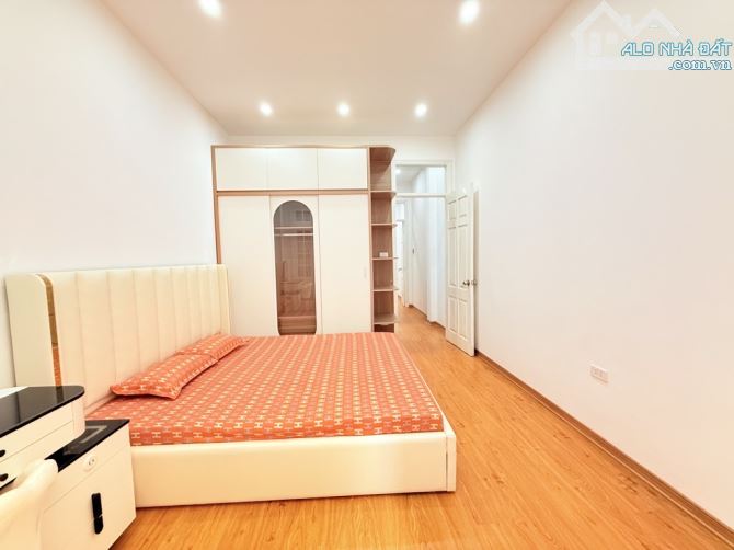 Nhà siêu xịn Hồ Tùng Mậu - Lô góc - full nội thất - chỉ xách vali về ở - 3