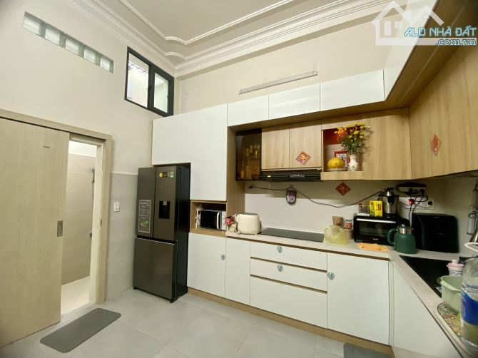 Gấp!!! Chủ Ngộp Nặng Nhà Đẹp Thành Thái - 4 Tầng DT 70m - Giá Nhỉnh 14 Tỷ - 3