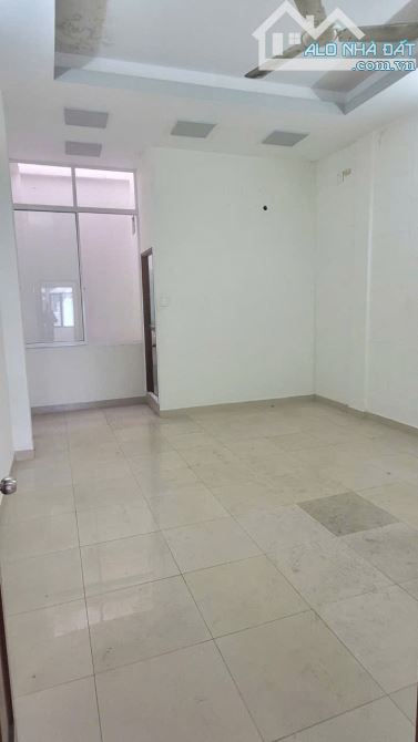 CUNG ĐƯỜNG HIẾM-DÒNG TIỀN CAO GIÁ TỐT-BÁN NHÀ 4×14-4 TẦNG-MẶT TIỀN SONG HÀNH Q12-NHĨN 8 TỈ - 3