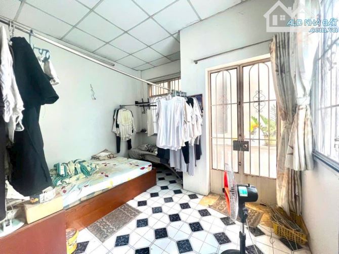 🏡 Dương Quảng Hàm Phường 5 Gò VấP - Sau lưng căn Mặt tiền - 2 Tầng đúc - 2 PN - 3