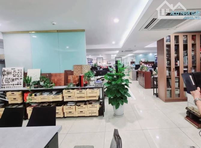 Bán nhà Võ Thị Sáu dt 90m2, 3t, mt 7m, ô tô tránh kinh doanh. - 4