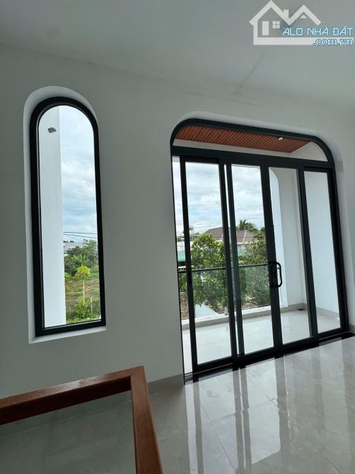 NHÀ MÊ MỚI XÂY P. EAKAO HẺM CẤP 1 YWANG ĐƯỜNG Ô TÔ NÉ NHAU - Loctran - 4