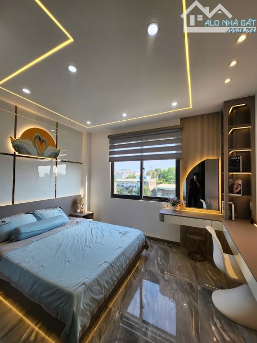 BÁN NHÀ MỚI CỨNG-TẶNG NỘI THẤT- GÒ VẤP- NGUYÊN HỒNG-Diện tích 6x11 - Giá 11,4 tỷ tl - 4