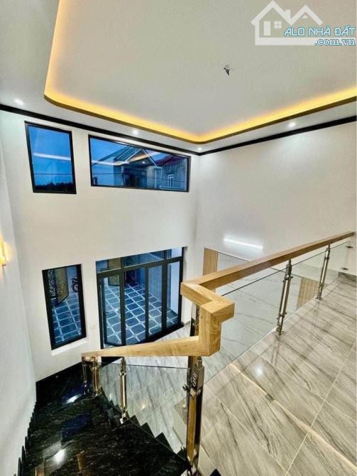 Chủ ngộp cần bán gấp căn gác lửng mới hoàn thiện cuối đường Đồng Khởi. Chỉ từ 550tr - 4