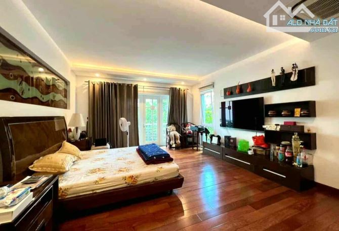 170m x 3T, mặt 9m, cách 1 nhà ra hồ Tây, khu Lạc Long Quân - Trích Sài, an sinh cực tốt. - 4