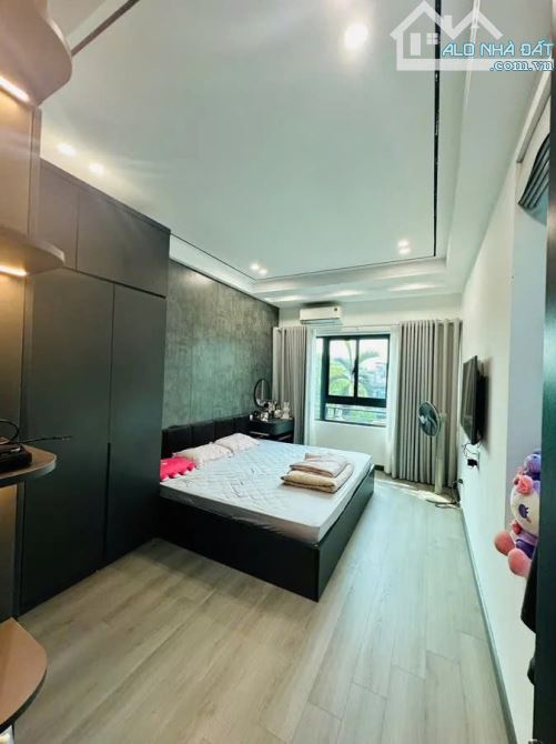Bán Gấp nhà Phố Nguyễn Văn Cừ, Long Biên, 55m2, Lô góc, ô tô vào nhà, Giá 18.9 tỷ - 4