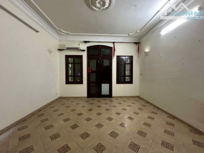 PHÂN LÔ XUÂN QUỲNH - CẦU GIẤY - DT 73M2 x 5T - MT 5M - 37,9 TỶ - VỈA HÈ - ÔTÔ TRÁNH - 4