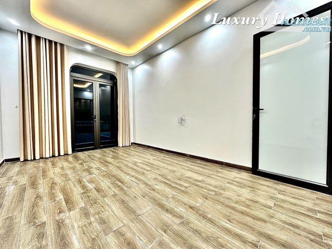 Bán Nhà Lê Lợi Ngõ Siêu Đẹp Thẳng Rộng Rãi - 4