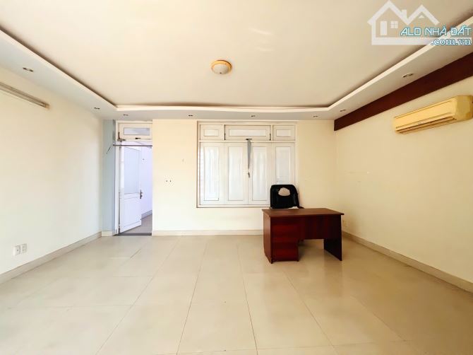 Mặt tiền kinh doanh 4 tầng(Hầm) Gần 200m²(5.6m*33) Giá Tốt - 4