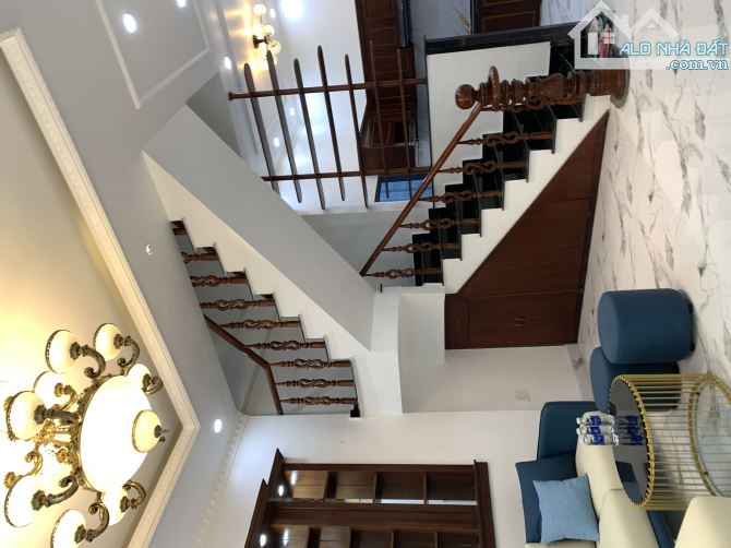🌟 NHÀ ĐẸP GIÁ TỐT QUẬN 12 – HẺM XE HƠI – KHU PHÂN LÔ – NGANG 5M – 4 TẦNG CHỈ NHỈNH 5 TỶ - 4