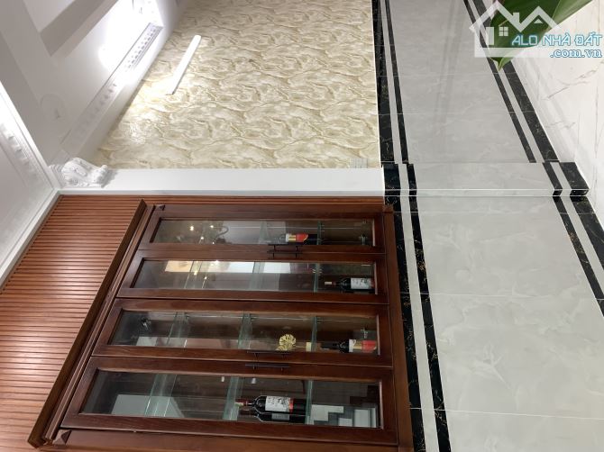 💥 NHÀ ĐẸP GIÁ TỐT QUẬN 12 – HẺM XE HƠI, 4 TẦNG – NGANG KHỦNG 5M – Ở NGAY, PHÁP LÝ CHUẨN - 4