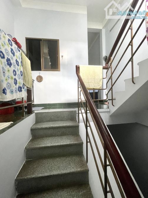 50m2 chỉ 6.35 tỷ Ngô Gia Tự, Quận 10, 4 phòng ngủ, 4 lầu, hẻm 3m - 4