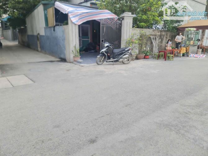 🔥 BÁN LÔ GÓC 250M² – VIỆT HÙNG, ĐÔNG ANH – VỊ TRÍ ĐẸP, giá 32 tr/m2 - 4