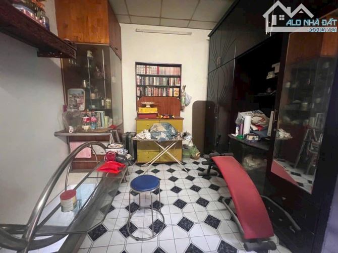 🏡 Dương Quảng Hàm Phường 5 Gò VấP - Sau lưng căn Mặt tiền - 2 Tầng đúc - 2 PN - 4