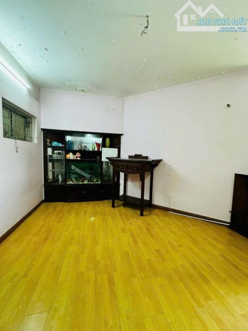 Bác Quý bán Chung cư gần Trường TH Dịch Vọng, P306, 56m2, 2PN, 4.05 tỷ, Cầu Giấy - 4