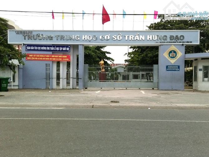 BÁN NHÀ TRUNG DŨNG, SỔ HỒNG RIÊNG 155m2 THỔ CƯ, 2 MẶT ĐƯỜNG OTO GẦN CÔNG VIÊN BIÊN HÙNG - 3
