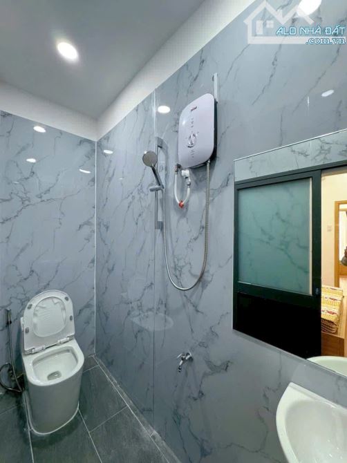 NGUYỄN THƯỢNG HIỀN P5 BÌNH THẠNH - 35 m2- 4 Tầng - 6 tỷ - 5