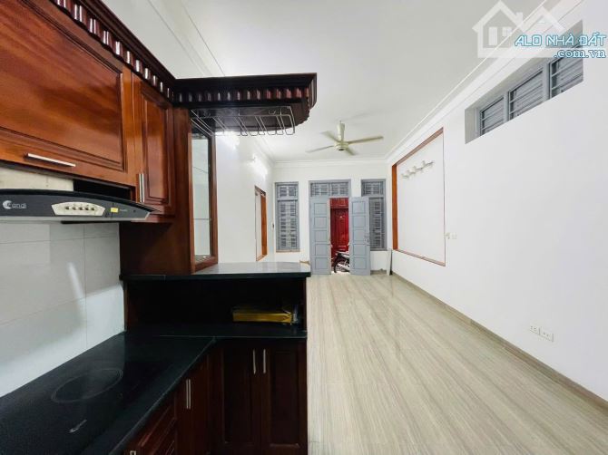 Hàng xóm Times City - Nhà đẹp 39M2 - Giá mềm - Lô góc - Trước nhà rộng thoáng. - 5