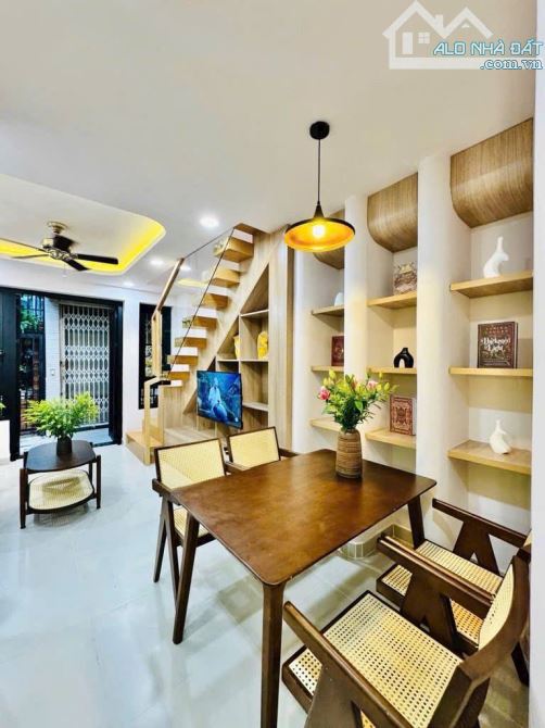🔥LÊN SÓNG Căn Nhà Siêu Xinh 🍍- CĂN GÓC HAI MẶT HẺM - SỔ NỞ HẬU DT 33M 3PN NHỈNH 4.X TỶ - 5