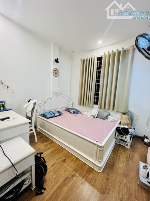 THỤY KHUÊ - NHÀ 2 MẶT NGÕ RỘNG - Ô TÔ VF3 ĐỖ,10M RA PHỐ - NGÃ TƯ CĂN CAO - GẦN HỒ TÂY - 5