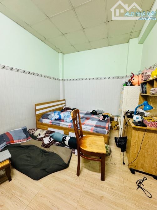 Nhà 3 tầng khu PHÂN LÔ  đường HÀ HUY GIÁP, Q12, dt 120m2 (5mx24m), đường 7m💰6,8Tỷ - 6