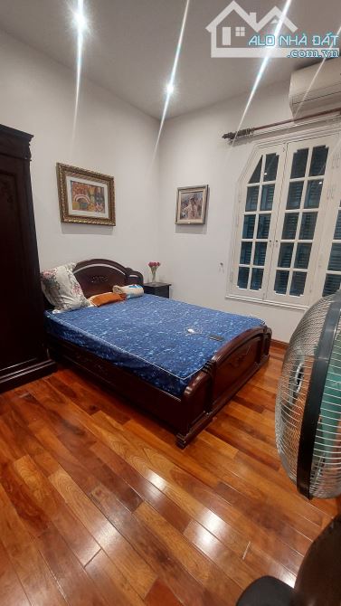Phân lô Giang Văn Minh, 50m ra phố, Ngõ oto thông tứ tung. 73m2 x 5t, mt 8.7m. 25.8 tỷ - 6