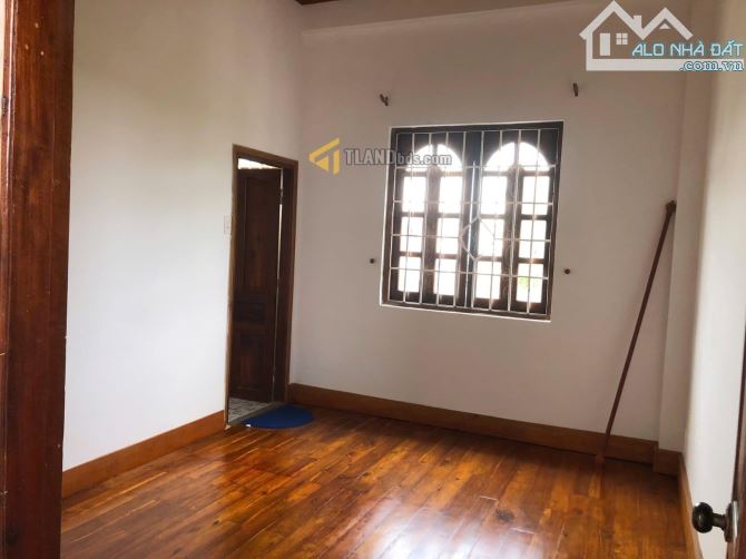 BÁN CĂN BIỆT THỰ 300M2 ĐANG CHO THUÊ 20 TRIỆU/ THÁNG - 12