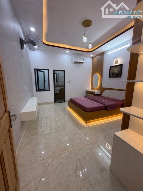 BÁN NHÀ 5 TẦNG HẺM 6M PHAN HUY ÍCH PHƯỜNG 14 , GÒ VẤP, DT65M , 4*16, GIÁ 9.7 TỶ - 7