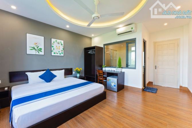 Villa trung tâm phố cổ Dt 271m2, 10P đang kinh doanh, cách chùa cầu 1km - dễ sinh lời - 7