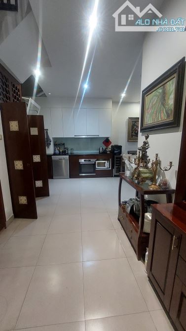 Phân lô Giang Văn Minh, 50m ra phố, Ngõ oto thông tứ tung. 73m2 x 5t, mt 8.7m. 25.8 tỷ - 7