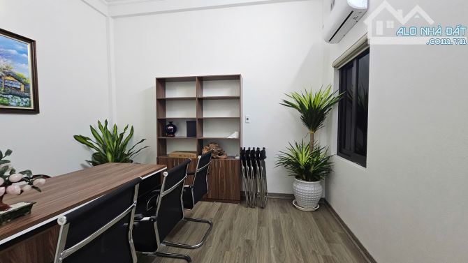 Tôi bán nhà 5T*62m2 phố Hoàng Văn Thái-Thanh Xuân.Mặt ngõ ôtô tránh,vừa ở vừa KD.Giá 13tỷ6 - 7