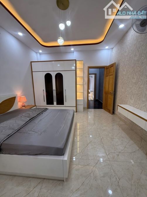 BÁN NHÀ 5 TẦNG HẺM 6M PHAN HUY ÍCH PHƯỜNG 14 , GÒ VẤP, DT65M , 4*16, GIÁ 9.7 TỶ - 8