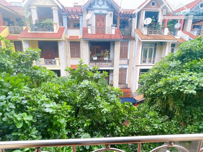 Bán BT Tam Trinh ( Sau Điện máy HC ) - Phân lô bàn cờ , oto chạy vòng quanh - 8