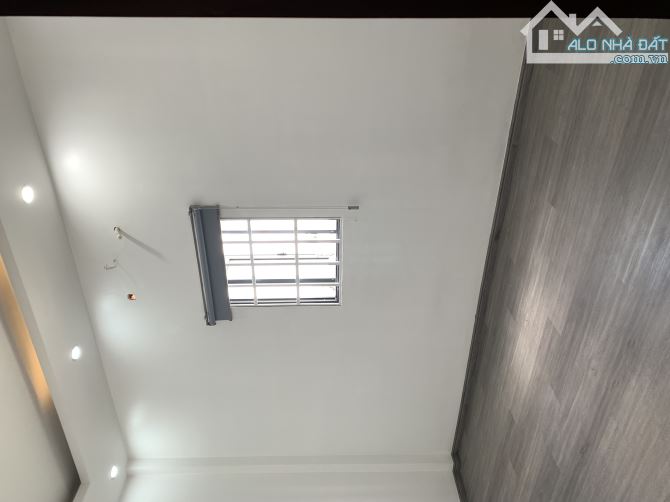 🌟 NHÀ ĐẸP GIÁ TỐT QUẬN 12 – HẺM XE HƠI – KHU PHÂN LÔ – NGANG 5M – 4 TẦNG CHỈ NHỈNH 5 TỶ - 8