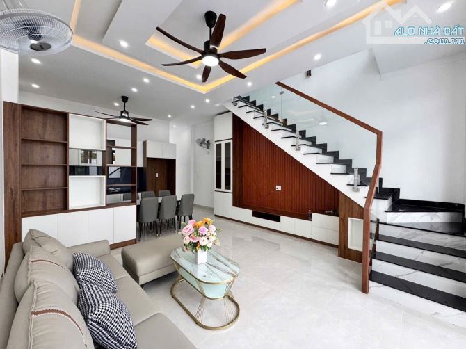 NHÀ MÊ MỚI XÂY P. EAKAO HẺM CẤP 1 YWANG ĐƯỜNG Ô TÔ NÉ NHAU - Loctran - 9
