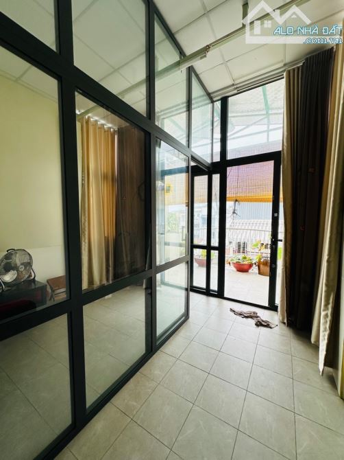 NHÀ ĐẸP 4 TẦNG HUỲNH VĂN BÁNH - NHÀ MỚI KHU DÂN TRÍ - 9