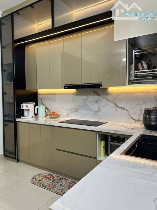 BÁN NHÀ VŨ NGỌC PHAN - ĐỐNG ĐA - 85M - 5 TẦNG - MẶT TIỀN 5.3M - KHU DÂN TRÍ CAO - 9