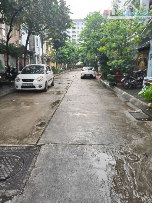 Bán BT Tam Trinh ( Sau Điện máy HC ) - Phân lô bàn cờ , oto chạy vòng quanh - 9