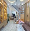 Nhà 3 tầng, khu vực dân cư đông đúc, tiện ích đô thị bạt ngàn. Giá chỉ nhỉnh 4 tỷ