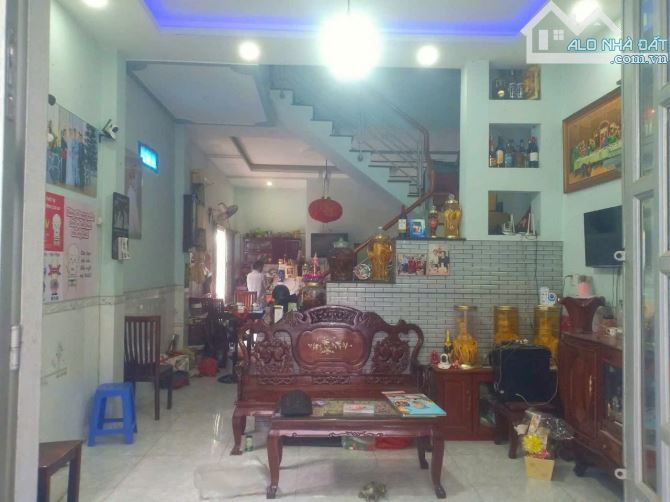 BÁN NHÀ MẶT TIỀN - GIÁ RẺ - TCH35 -:Q12 - 5x28 - 2 TẦNG - KD ĐA NGÀNH NGHỀ - CHỈ 6.8 Tỷ