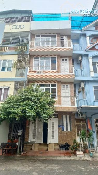 Bán Nhà Nguyễn Khánh Toàn Cầu Giấy Gần Công Viên Nghĩa Đô 50m 5 Tầng. 12.4 Tỷ