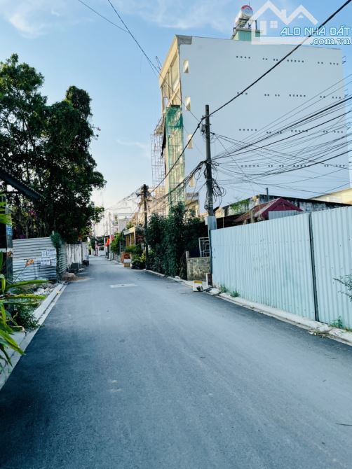 Lô Đất đep Vườn Lái p an phú đông q12 ngang 14 x 26