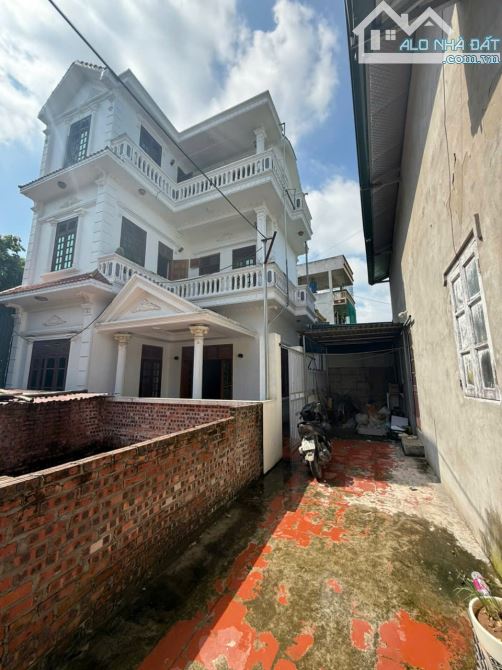 Bán 65M2 đất Vân Côn, Hoài Đức, Hà Nội, hàng hiếm tại giá tốt, tặng thêm căn nhà 3 tầng