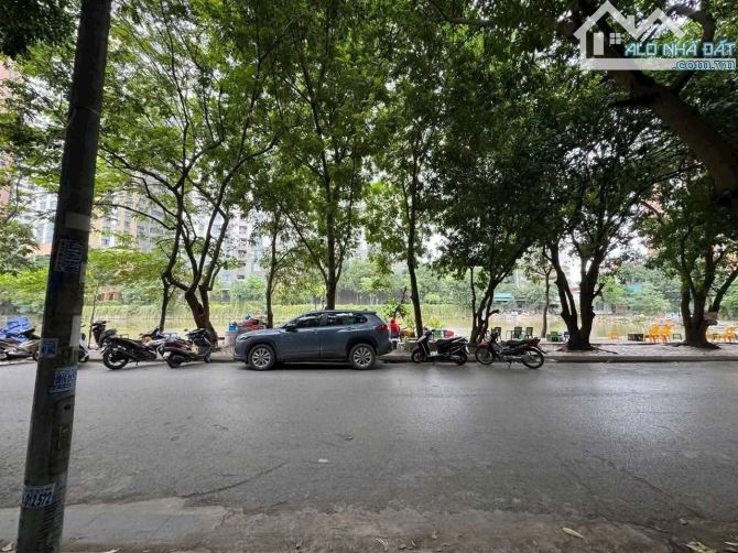 Cực Hiếm! Nguyễn Văn Lộc 76m2, 5 tầng, ô tô tránh, vỉa hè, view hồ, 2 thoáng, nhỉnh 24 tỷ