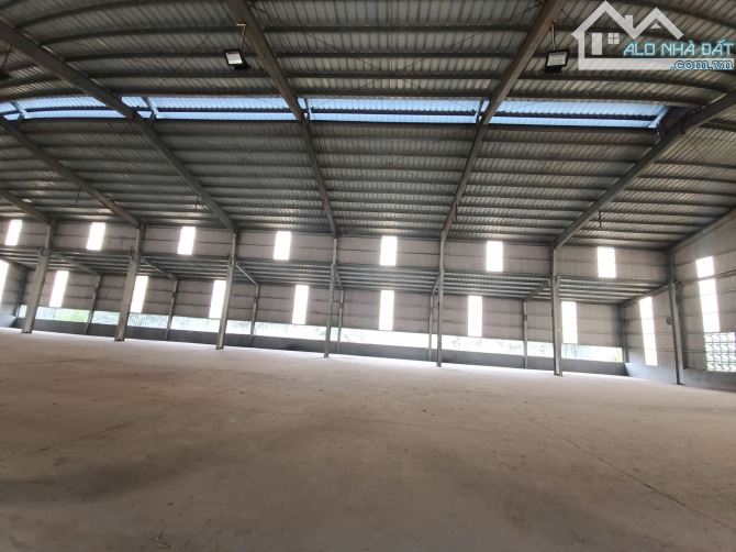 Cho Thuê Xưởng 2000m2 gần Cảng Đồng Nai giá rẻ.